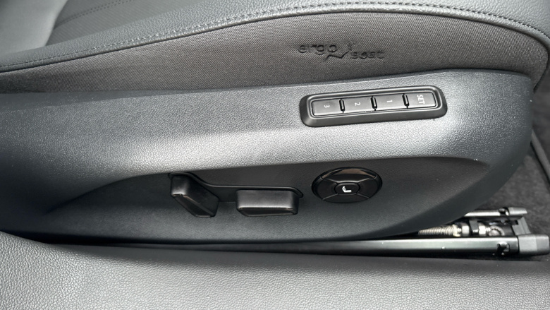 Skoda Superb 2.0 TDI 193 Laurin + Klement 4X4 5dr DSG Diesel Estate